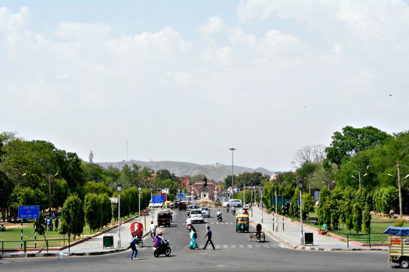 Road and gardens near Albert Hall Museum Jaipur