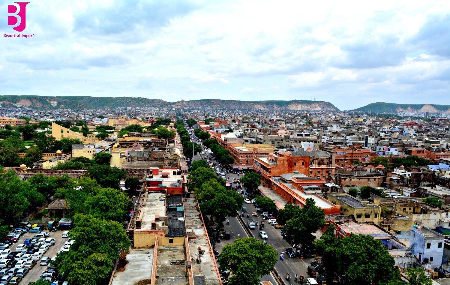 Panoramic view of Jaipur old city and Aravalli hills from Sargasuli Tower